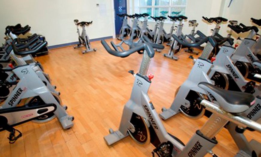 Image 5: Nuffield Health Gym Passes £10