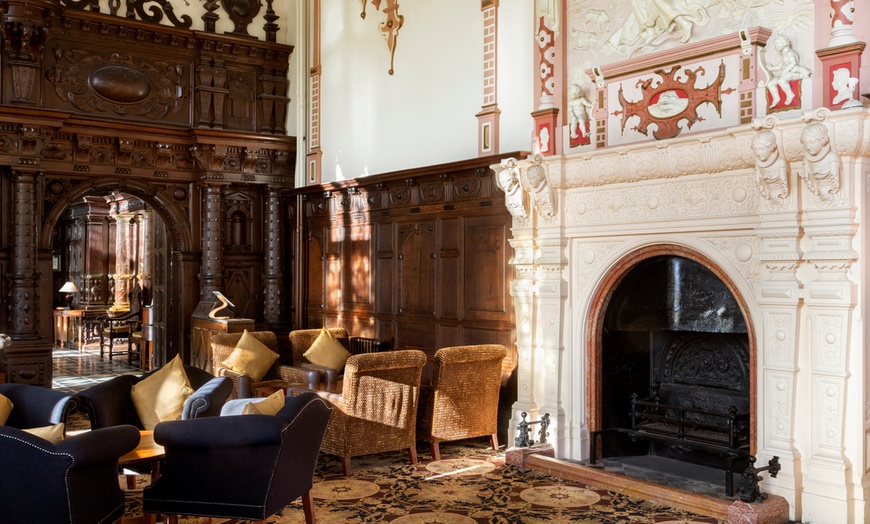 Image 4: Cheshire: Christmas Gift With Dinner Credit at Crewe Hall Hotel & Spa
