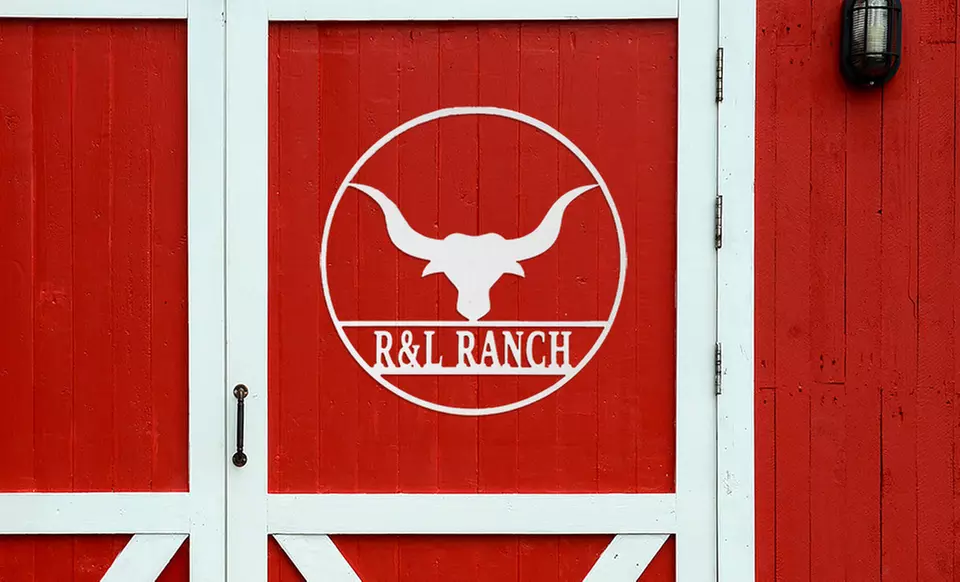 Personalize Your Outdoor Space with Custom Metal Signs