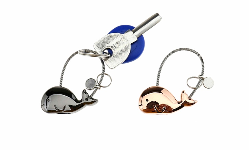 Image 4: Pair of Animal-Themed key rings
