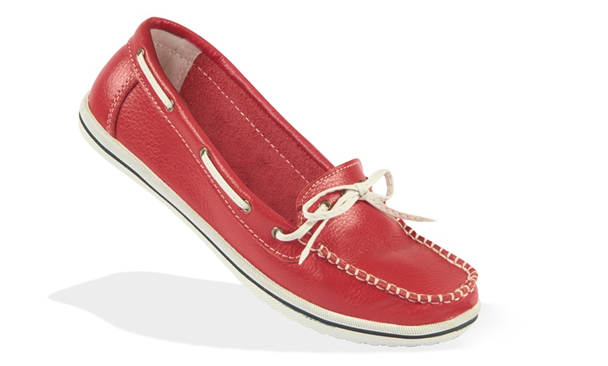 Image 4: Ladies' Leather Deck Shoes