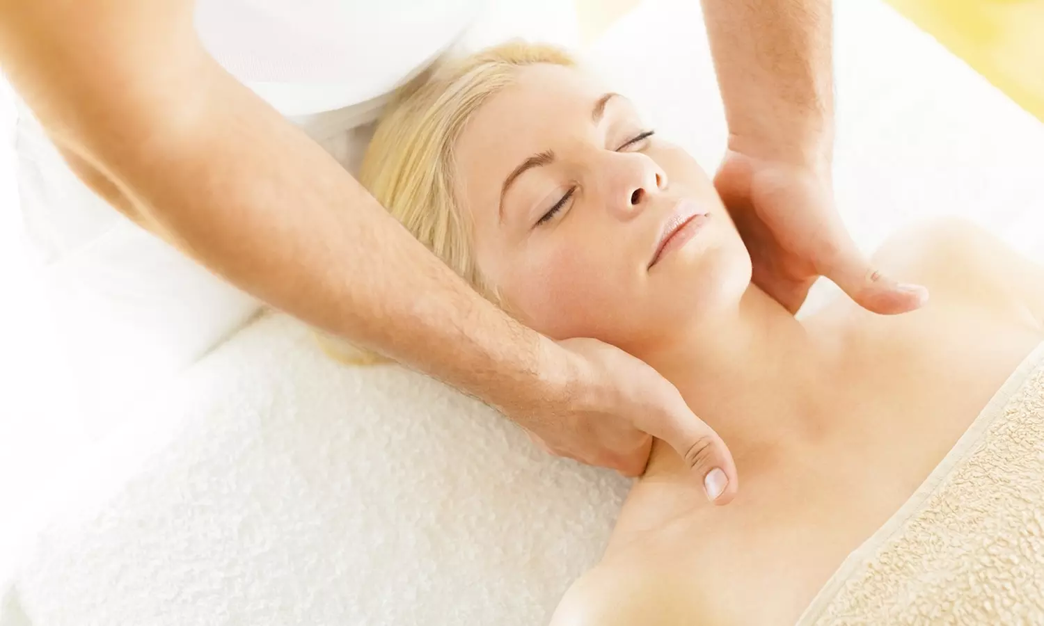 Flaunt those gorgeous curves confidently w/ 60-min or 45-min Brazilian Lymphatic Massage at Snatchedbyg (Up to 74% off) - Primary Image