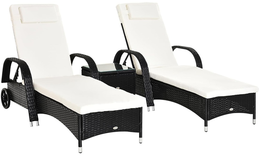 Image 5: Outsunny Rattan-Effect Lounge Set