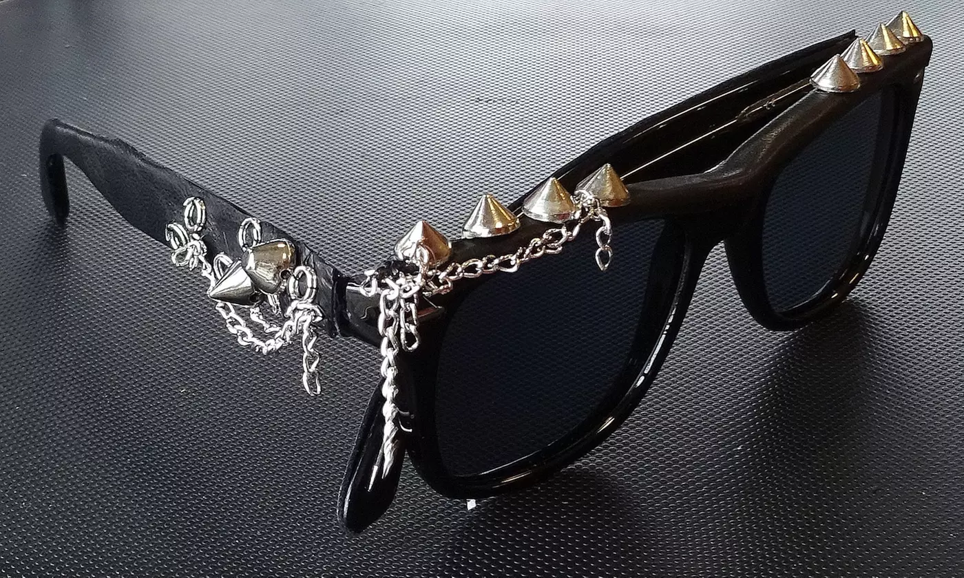 Optyk: 29,99 zł za groupon wart 150 zł na okulary korekcyjne i więcej opcji w Salonie Optycznym LM Optics - Second Medium