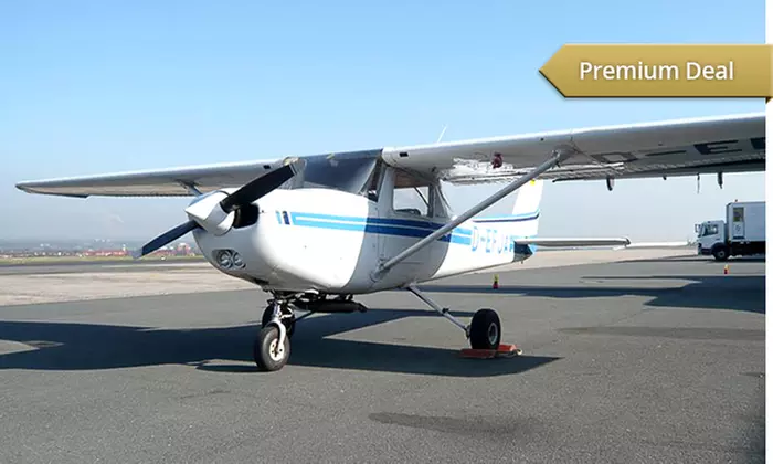 Werde selbst zum Pilot: 30 Min. selbst fliegen inkl. Briefing und Theorie für 1 oder 2 Personen (bis 54% sparen) - Primary Image