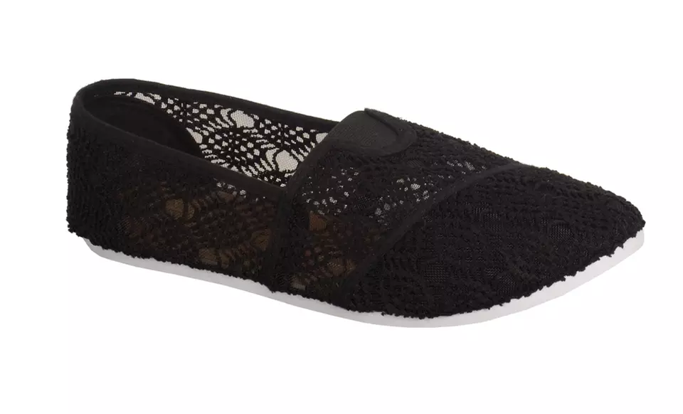Relent Women's Lace Slip-On Flats. Multiple Options Available. Free Returns. - Second Medium