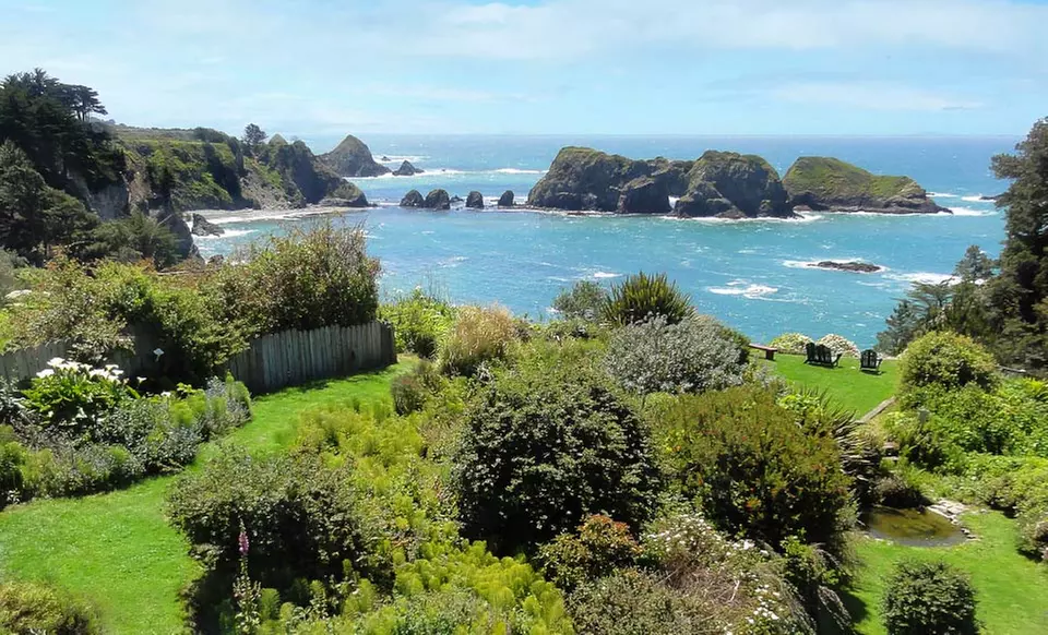 1-Night Stay with Truffles and Roses at Sandpiper House Inn Bed and Breakfast on Mendocino Coast, CA - Primary Image