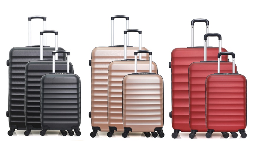 Image 1: Jakarta Set of Three Suitcases