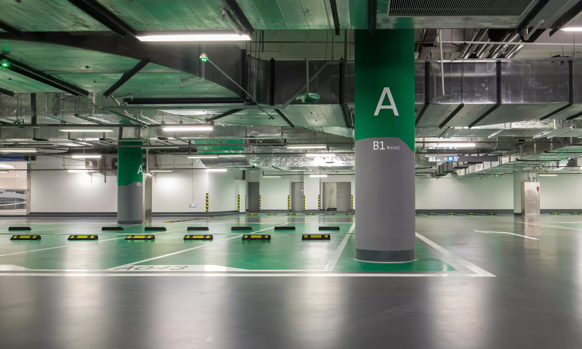 $5 for $10 Worth of Airport Parking — Signature Airport Parking - Primary Image
