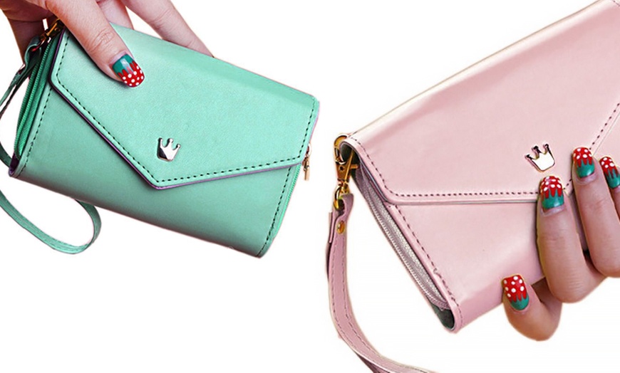 3-in-1 Smartphone Wallet, Purse, and Wristlet | Groupon