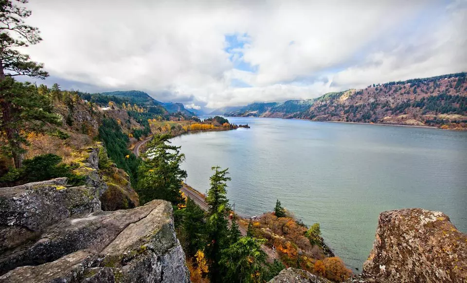 Two- or Four-Night Stay at the Vagabond Lodge in Hood River, OR - Primary Image