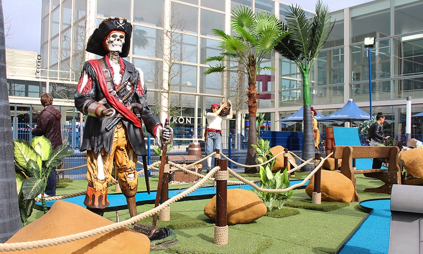 Image 1: Pirate Adventure Golf