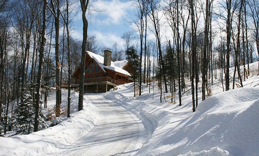 Image 2: Chalet in Mont-Tremblant