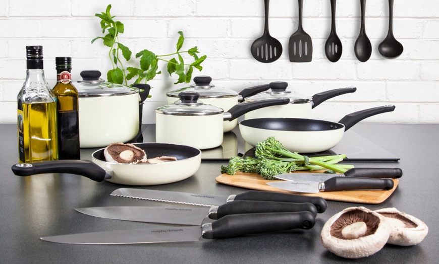 Image 3: Morphy Richards Six-Piece Pan Set