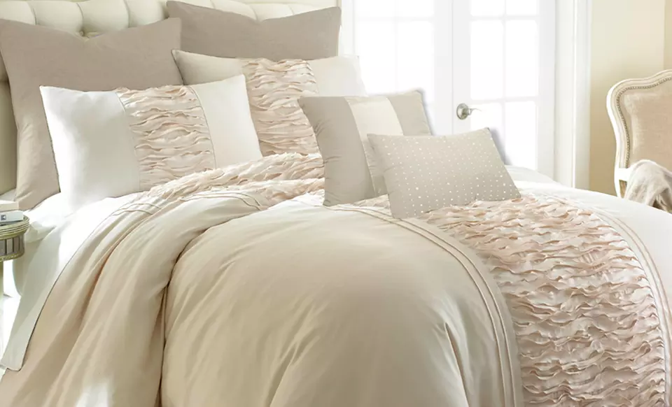 CHT Home Collection Comforter Set (Up to 72% Off). Multiple Colors. Free Shipping and Returns. - Primary Image