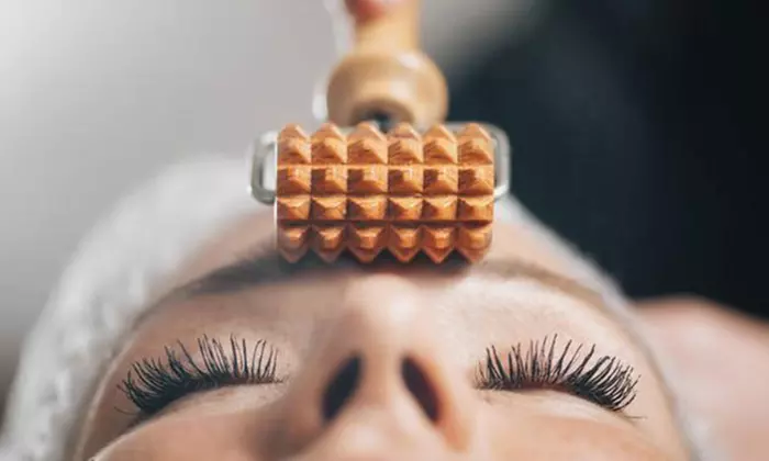 Limpieza facial con peeling enzimático, maderoterapia o metaloterapia, y opción a radiofrecuencia; ahorra al 75% - Second Medium