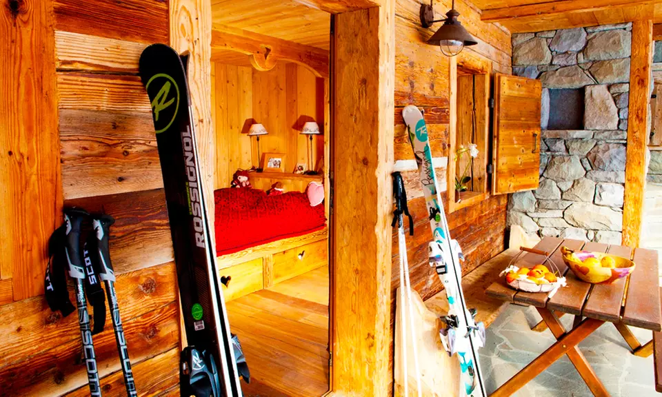 Forfait de ski en nocturne, journée en option, dès 12 € pour 1 personne à la station Manigod - Second Medium