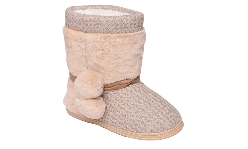 Image 2: Knitted Bootie Slippers