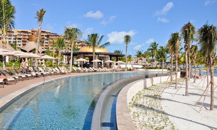 Villa del Palmar Cancun in - Cancun, MX | Groupon Getaways