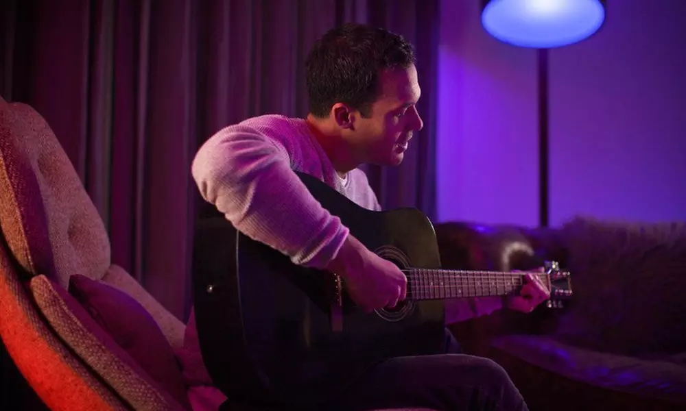 Philips Hue Ambiance 3rd Generation Starter Kit (Refurbished) - Second Medium