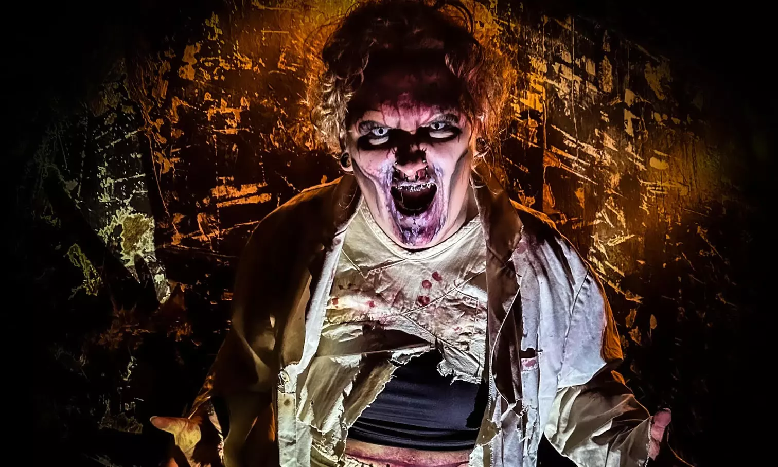 Horrifying Haunted House Admission for 1-4 People w/ a Beverage