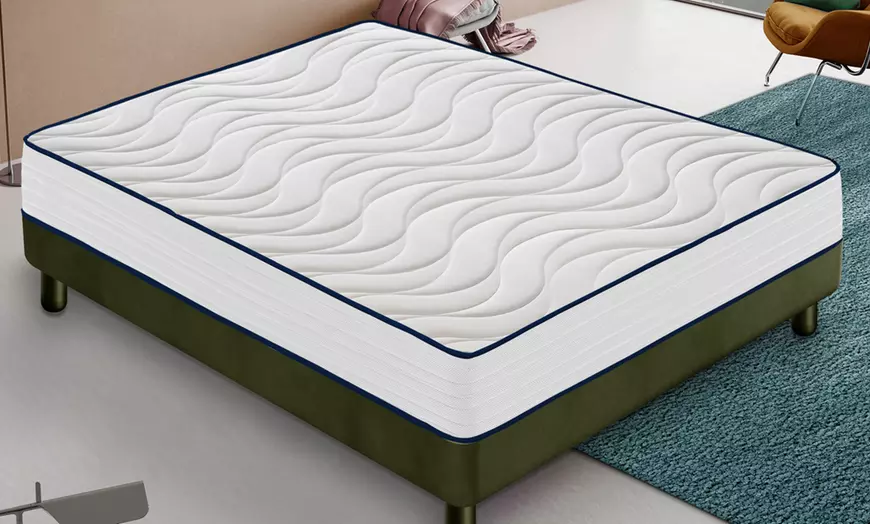 Image 1: Matelas massant et double confort avec zones différenciées