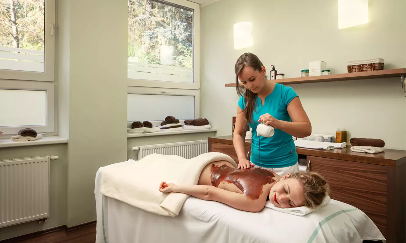 Karlsbad: Doppel- od. Zweibettzimmer mit Halbpension & Treatments