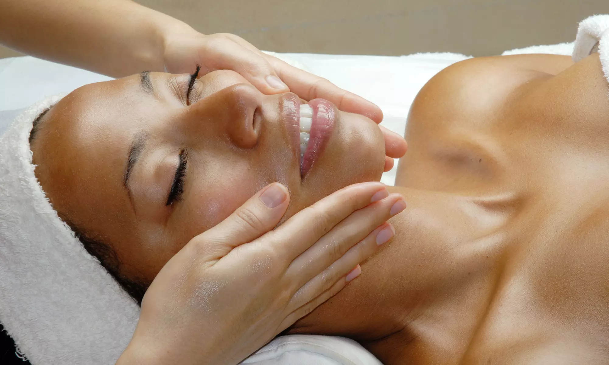 Custom Facial, 60-Minute Massage, or Both at Friends Day Spa and Salon (Up to 51% Off) - Primary Image