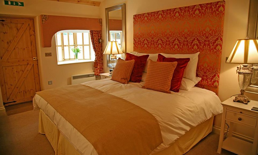 Image 3: Dorset: Up to 3-Night 4* Stay with Breakfast