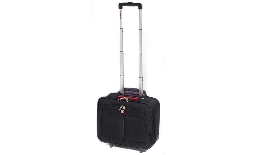 Image 5: Wenger Luggage