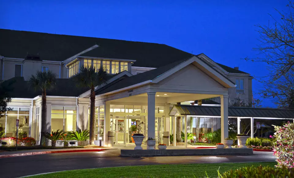 One-Night Stay at Hotel Kenner in Kenner, LA - Primary Image