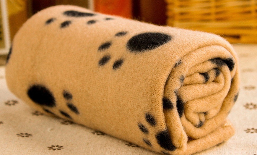 Image 7: Flannel Fleece Pet Blanket