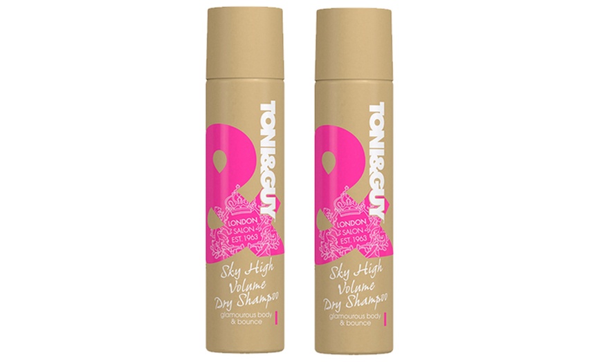 Image 2: Toni and Guy Dry Shampoo