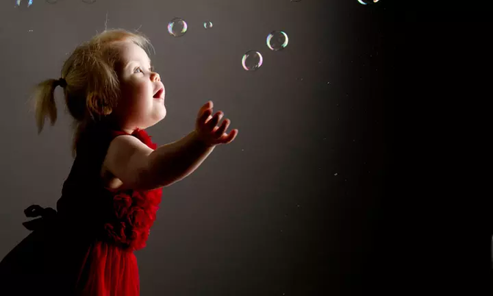 One-Hour Photoshoot With Print at Flash Photography