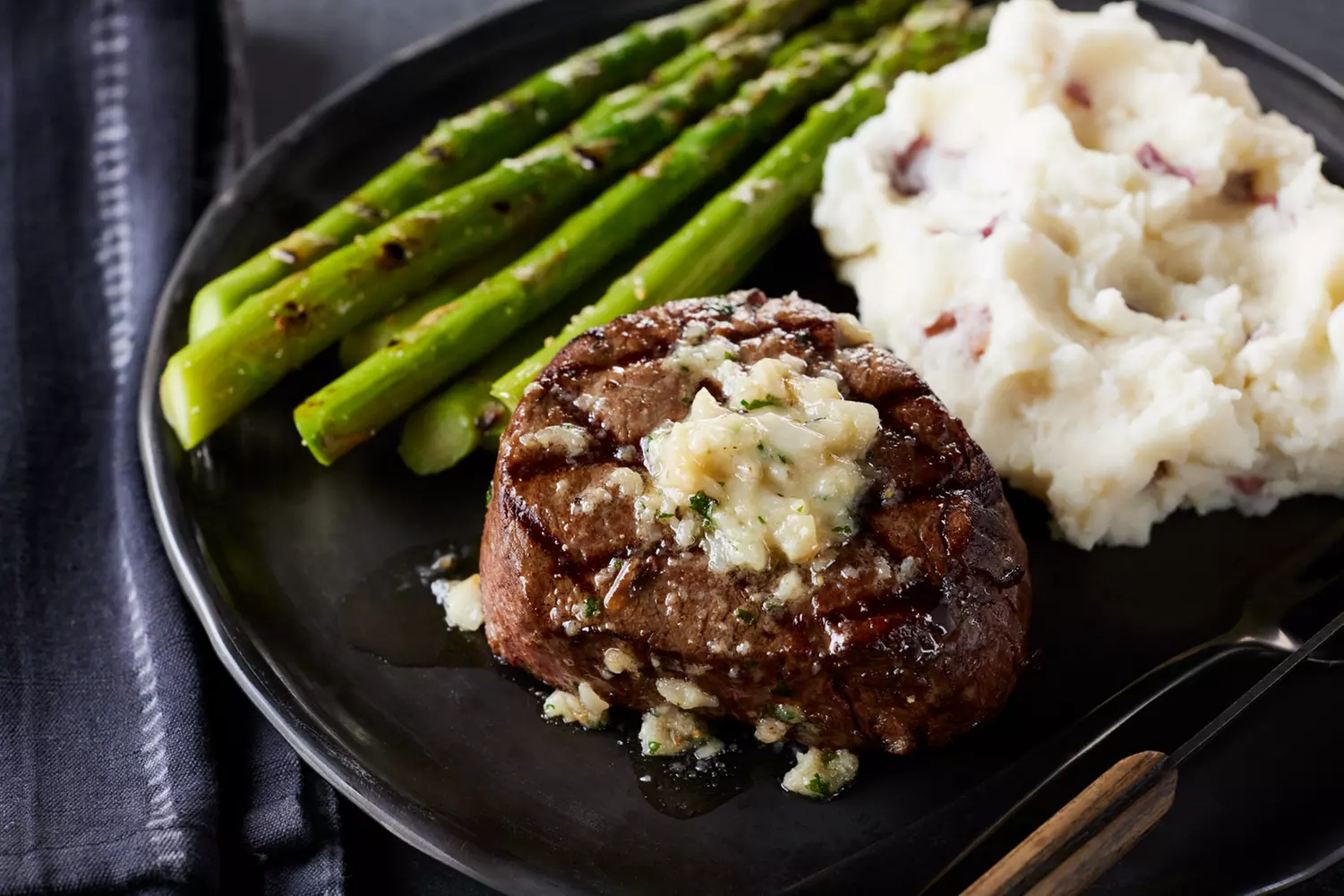 Black Angus Steakhouse: Three Course Dinner or Weekend Brunch