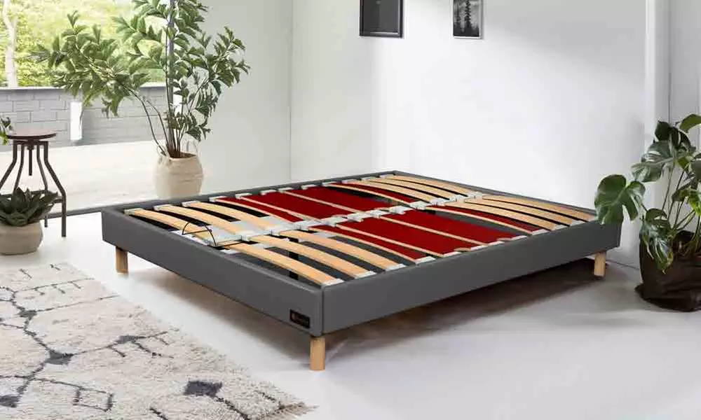Sampur Bett „Miami“ aus Kunstleder mit breiten Latten