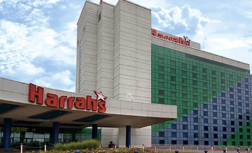 One-Night Stay with Dining Credit at Harrah’s Council Bluffs in Iowa - Second Medium