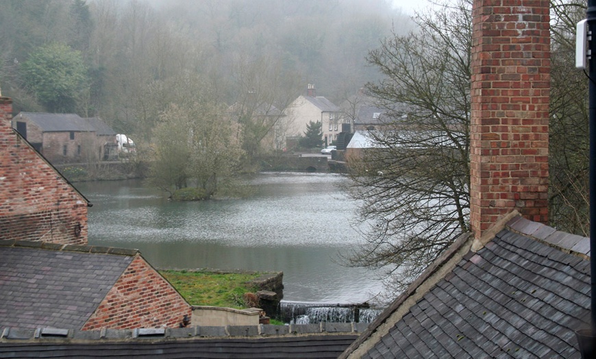 Image 4: Derbyshire Country Inn