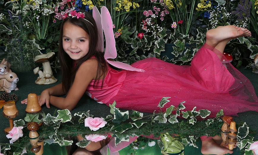 Image 6: Fairy or Elf Photoshoot