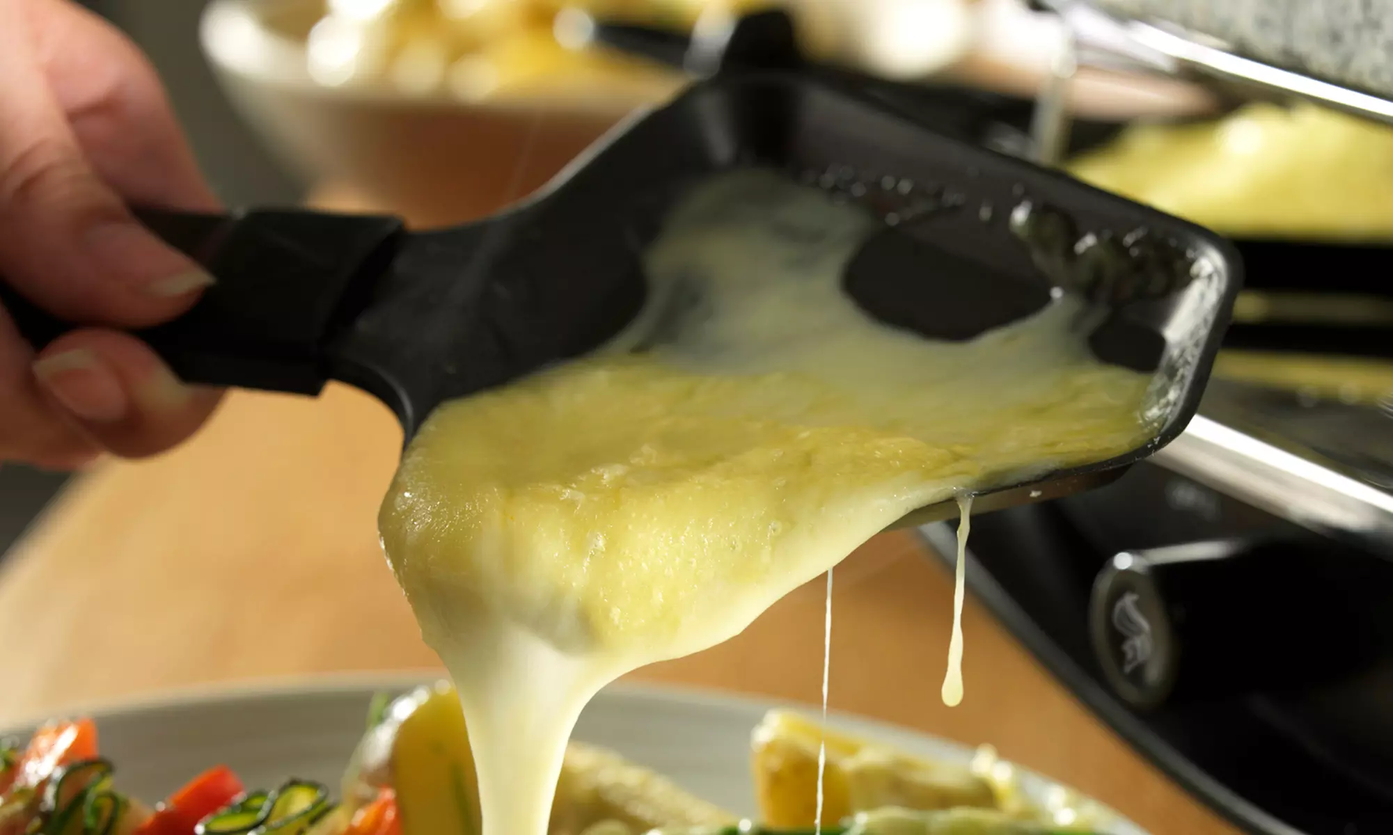 Swan Stone Raclette for £39.98 With Free Delivery (50% Off) - Image 3