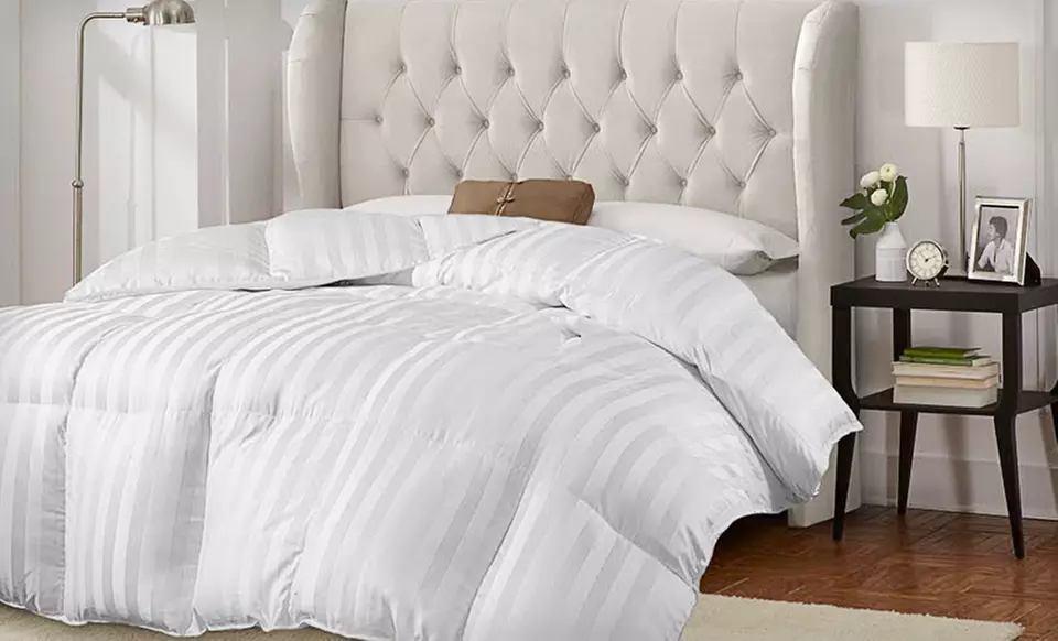 Royal Luxe 400TC Down-Alternative Comforter (Up to 61% Off). Three Sizes Available. Free Shipping and Returns. - Primary Image