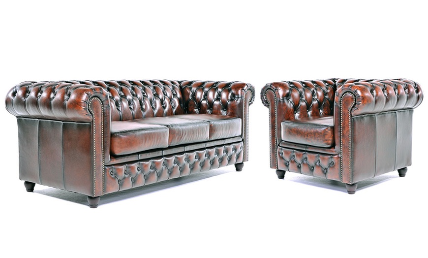 Image 63: Sofas Chesterfield en cuir authentiques 