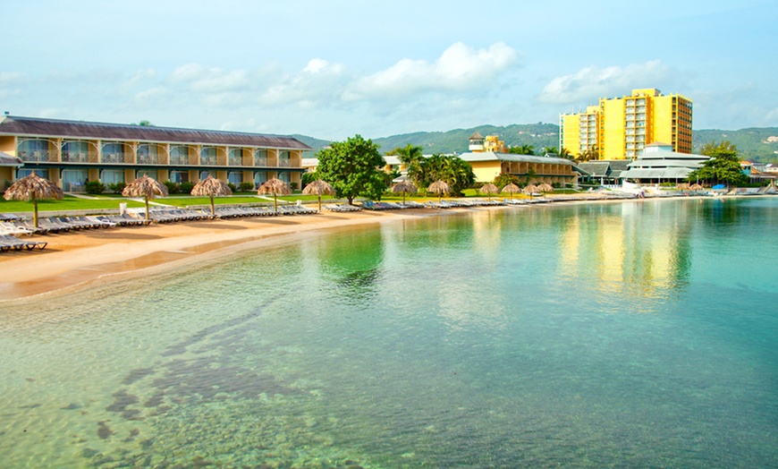 AllInclusive Sunset Beach Resort & Spa Stay with Airfare in Montego