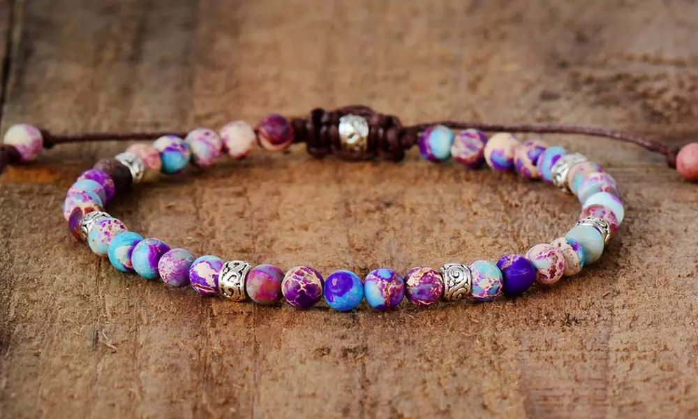 1 of 2 kleurrijke armbanden