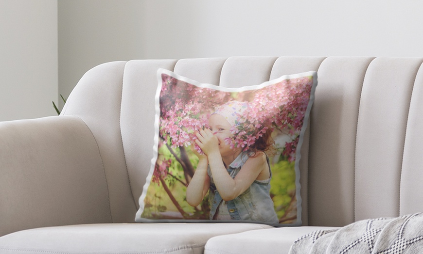 Image 5: Photo Cushion