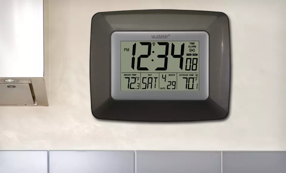 $19.99 for a La Crosse Technology Atomic Clock with Temperature Display ($34.95 List Price). Free Shipping and Returns. - Primary Image