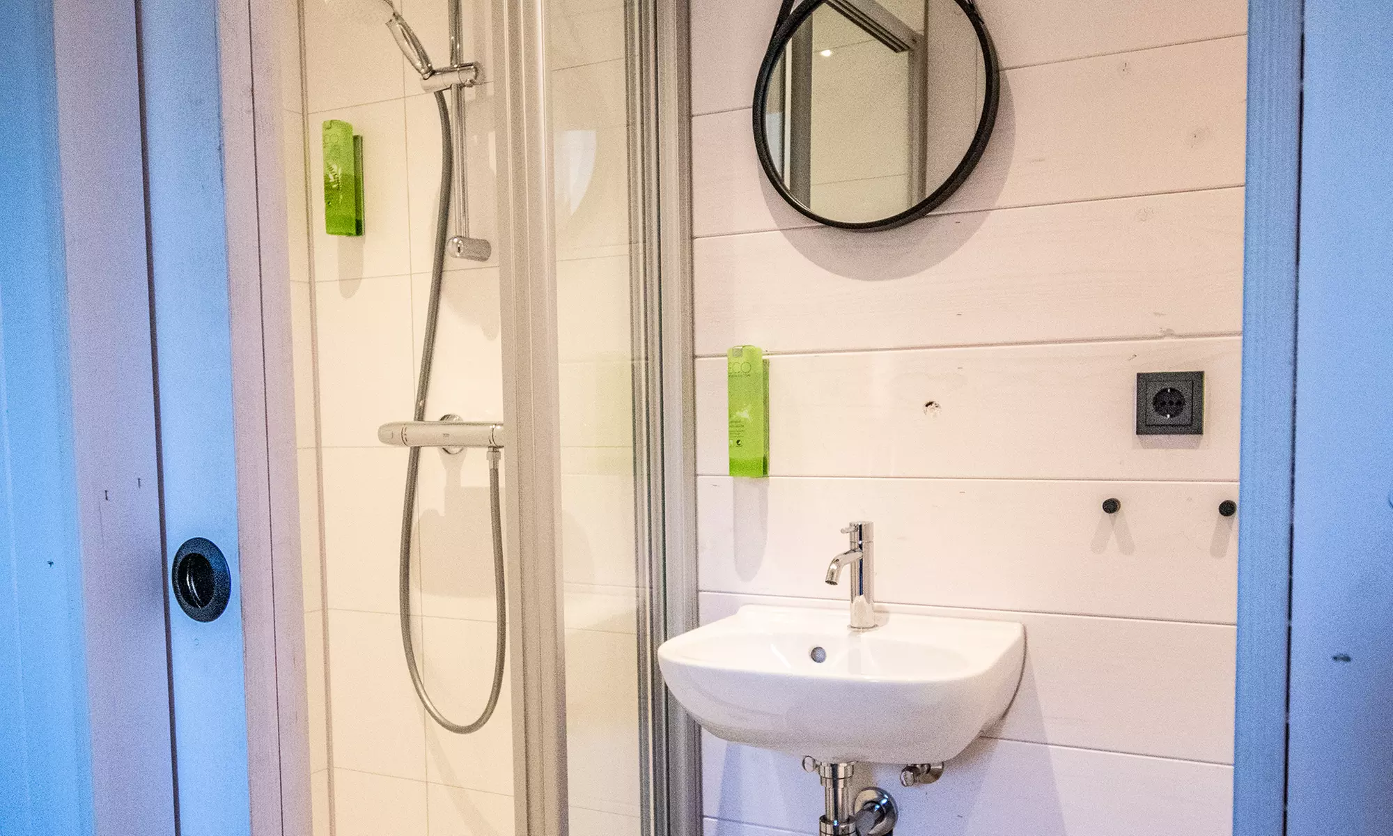 Twente: Safari Lodge-tent XL of Sterrenkubus met ontbijt