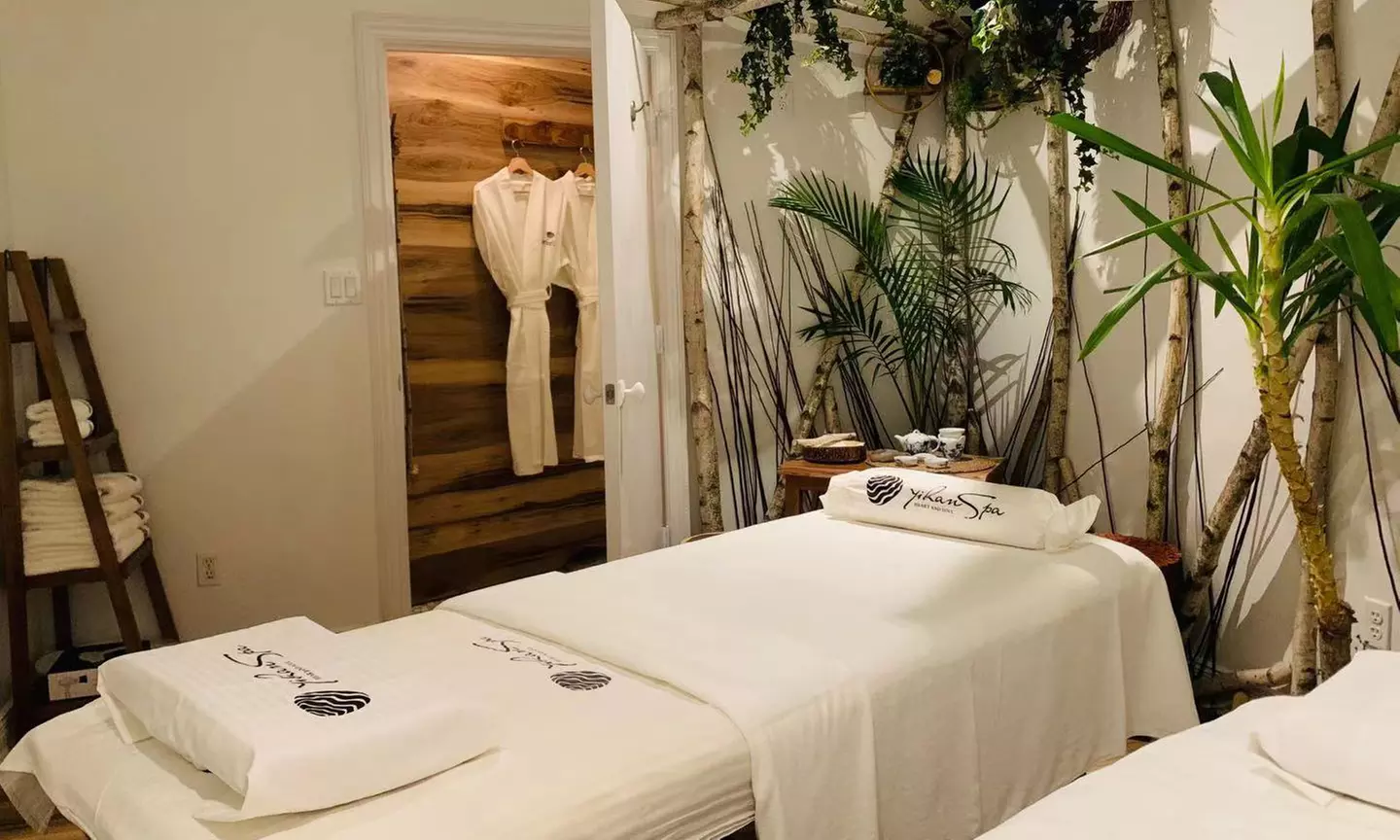 Relax w/ 30 to 120-Min Swedish, Deep Tissue, or Reflexology Massage