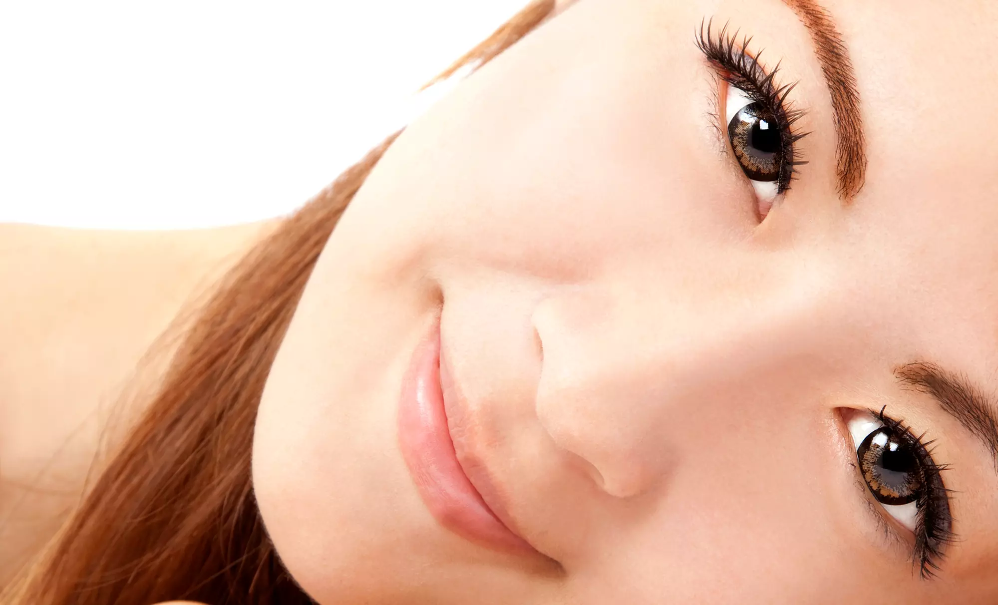 Get a smooth finish with 4me Salon's eyebrow and upper lip waxing services, with up to 39% off - Primary Image