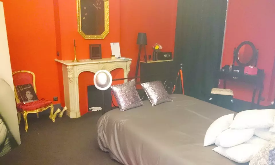 Jeu en groupe: résoudre les énigmes pour s'évader!